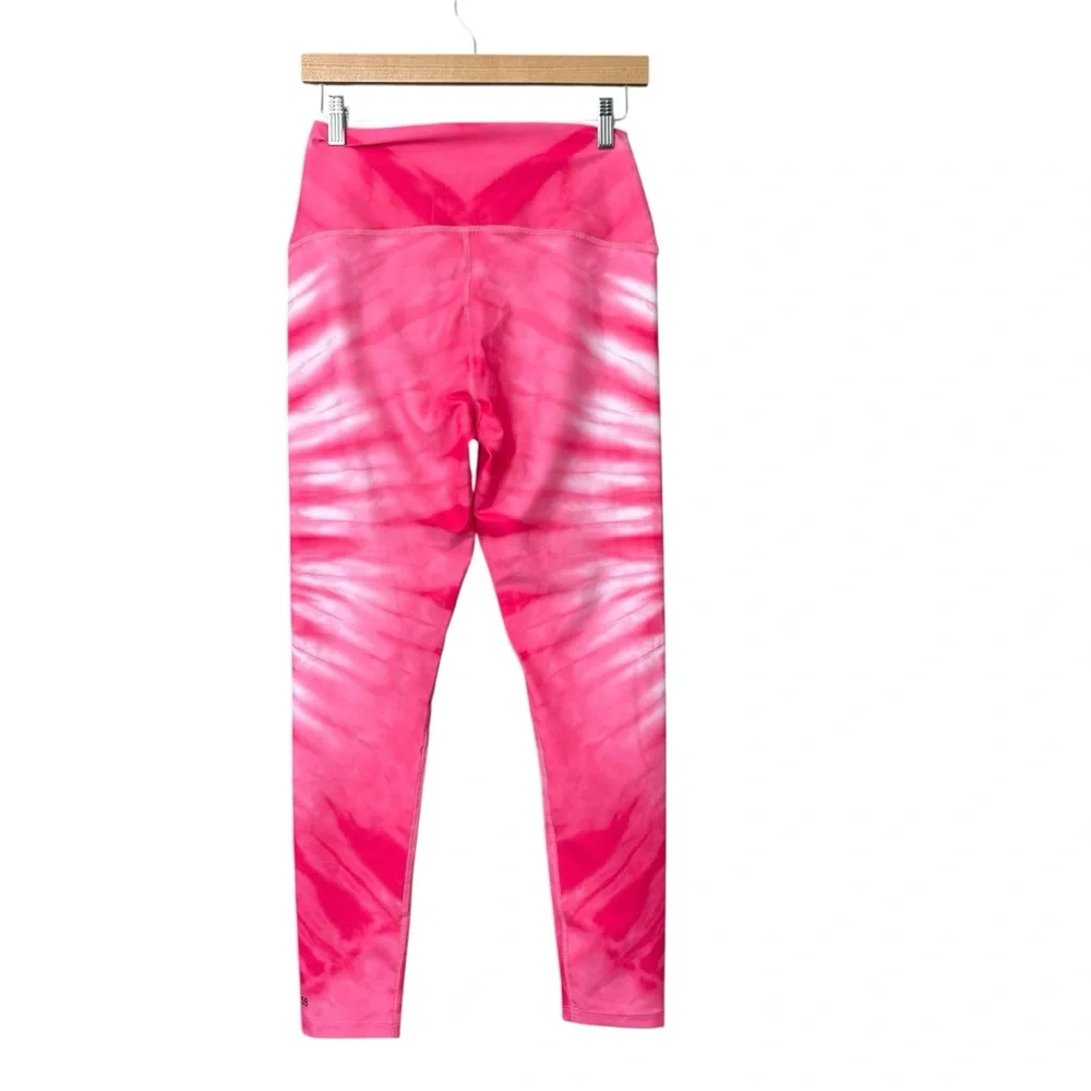 Splits59‎ Bardot 7/8 High Waist Leggings in a pink tie-dye Size Large